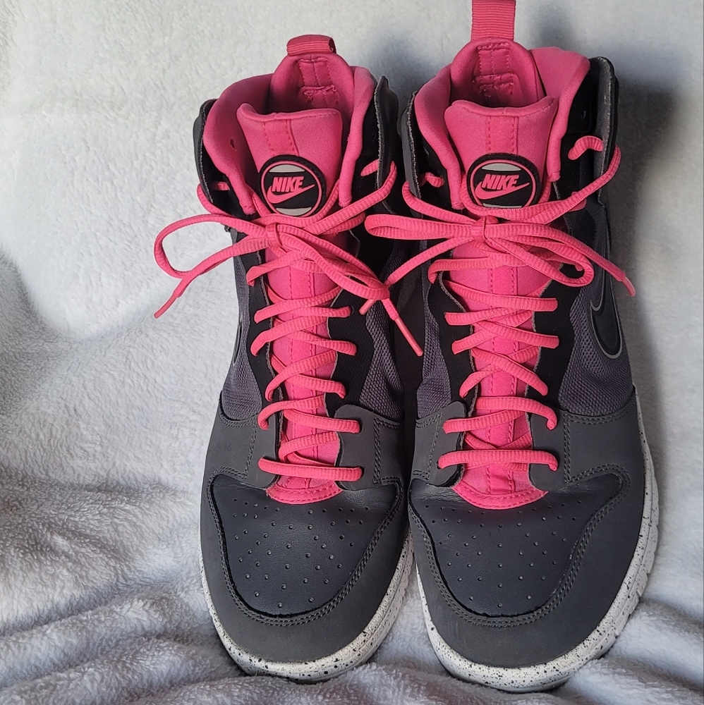 Nike Dunk Free Dark Grey Hot Pink Sneaker size 11 mens